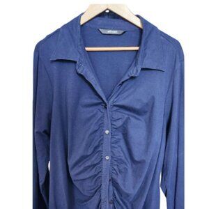 Fitted, stretch blouse with ruched detail